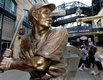 Statue of Josh Gibson